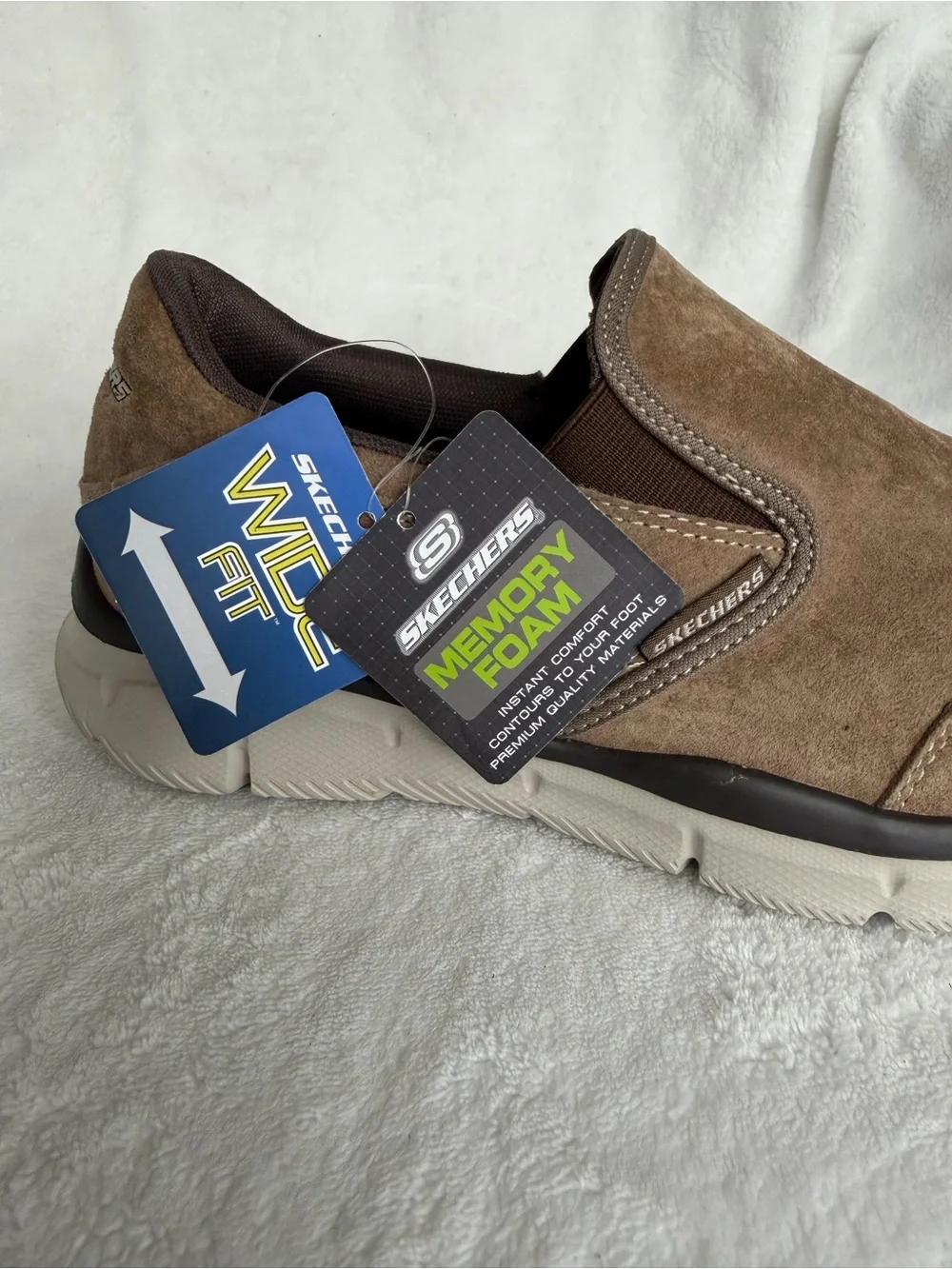 Skechers brand new